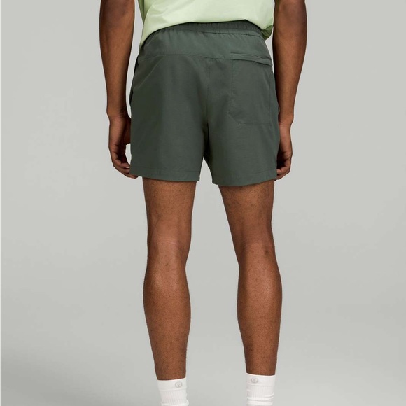 NWT / Lululemon Bowline Short 5" *Stretch Ripstop - Picture 3 of 8